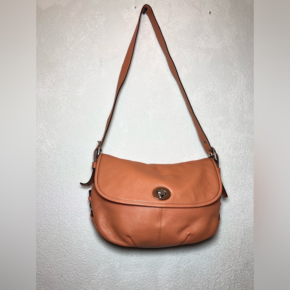 Coach Pebbled Leather Crossbody Shoulder Bag in Camel/Tan